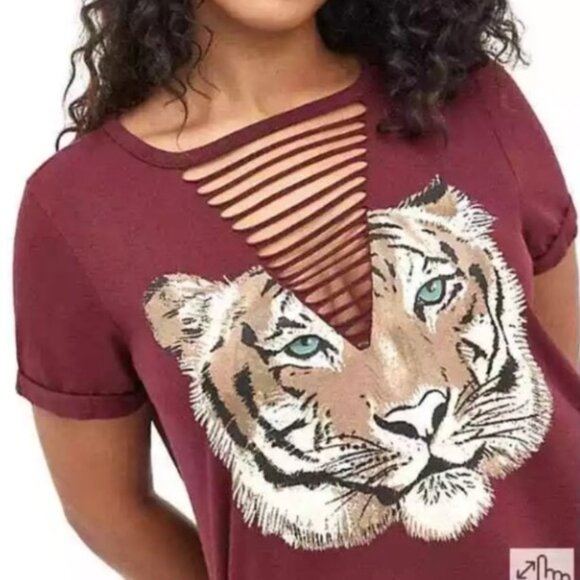 Torrid size 4 Torrid Slashed Cotton Tiger Graphic Tee Tshirt - Picture 2 of 7
